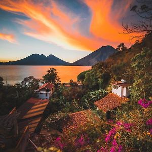 Lush Atitlan